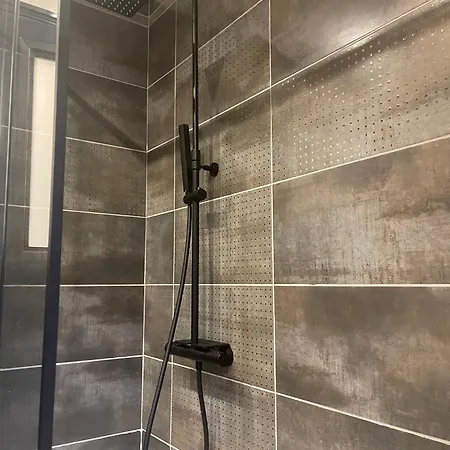 Pyrenair Locations Maison 8 Personnes Proche Des Telecabines בית נופש Bagnères-de-Luchon