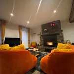 Pyrenair Location Maison 8 Personnes Proche Des Télécabines Hébergement de vacances Bagnères-de-Luchon