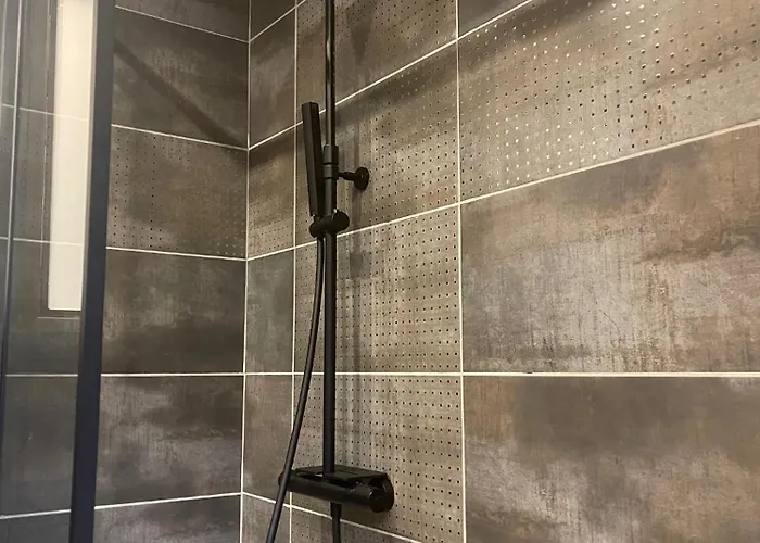 Pyrenair Location Maison 8 Personnes Proche Des Telecabines Ferienhaus Bagnères-de-Luchon